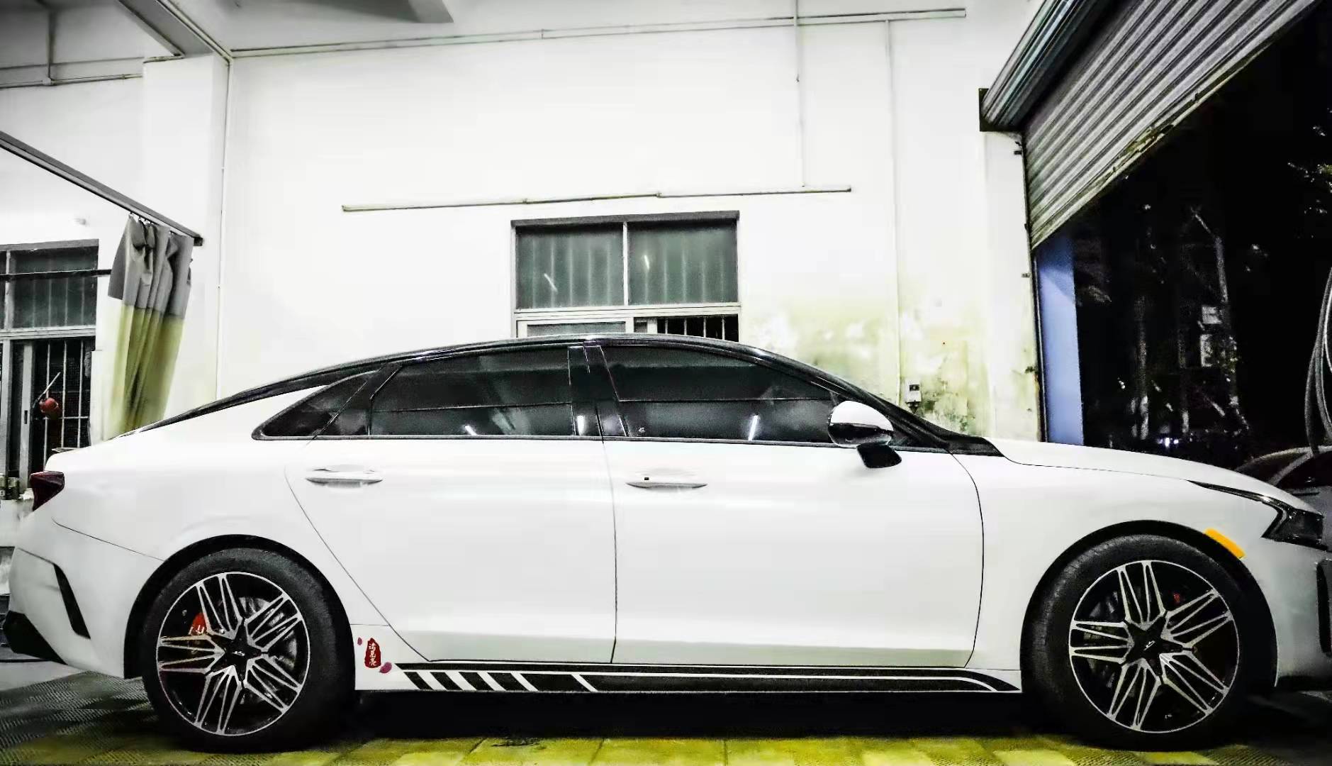 K5 凱酷高顏值、高性能，重新定義B級(jí)車(chē)體驗(yàn)標(biāo)桿！改裝亦不能少